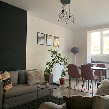 Abby Apartmentz Тузла Екстериор снимка